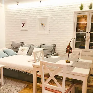https://apartament-luscinia.krakowhotelspoland.com